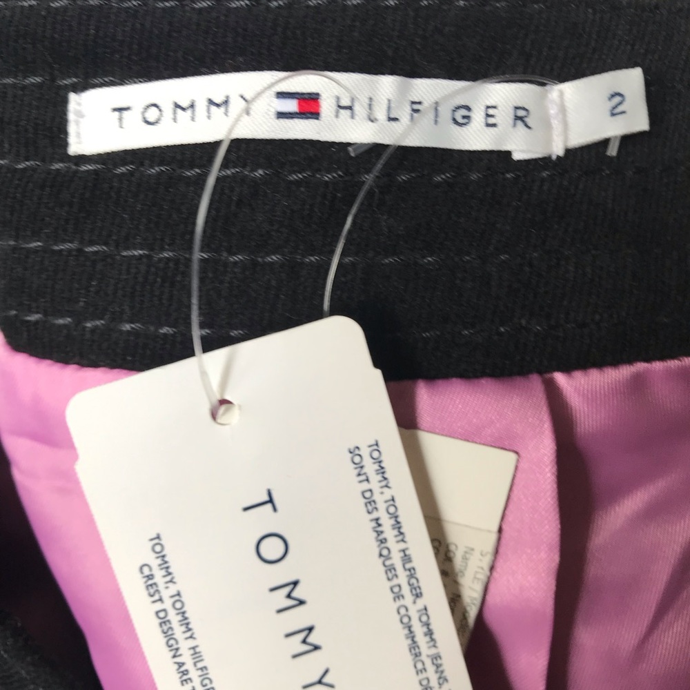 New with tag Tommy Hilfiger corduroy skirt - Picture 4 of 6